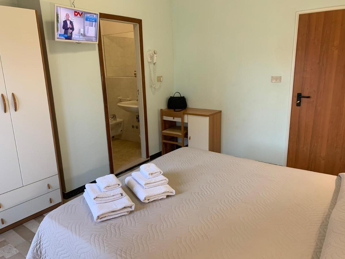Hotel Levante Convenzionato Aquafan E Oltremare ריצ'יונה מראה חיצוני תמונה