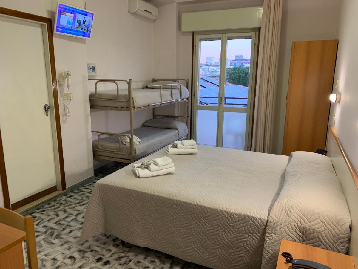 Hotel Levante Convenzionato Aquafan E Oltremare ריצ'יונה מראה חיצוני תמונה